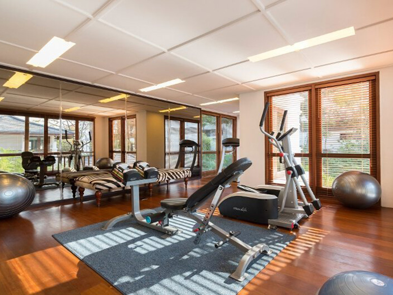 thiết kế phòng gym tại nhà phong cách sang trọng